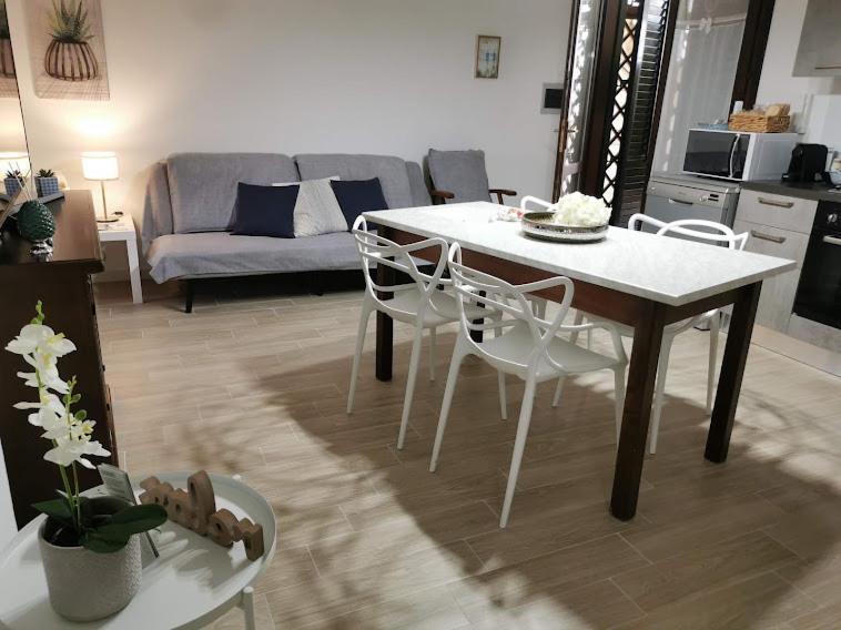 Mg Casa Vacanze Favignana Exteriör bild
